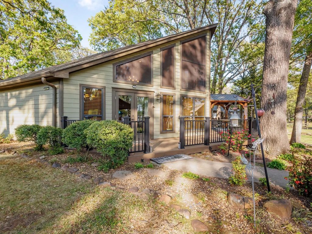 130 Private Road 5884 , Yantis