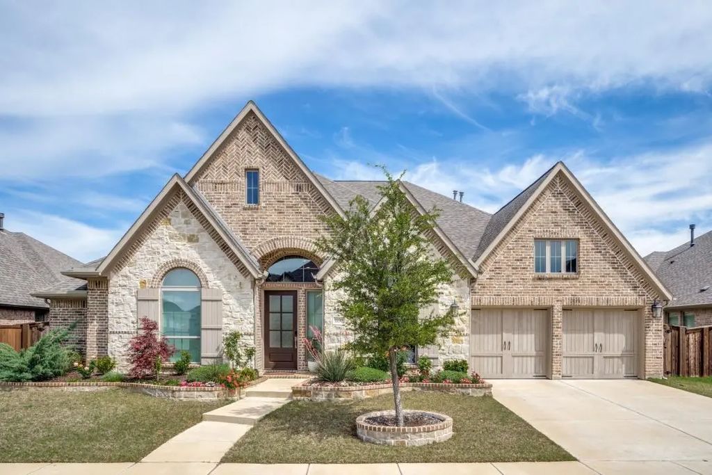 11508 Antler Ridge Way, Argyle