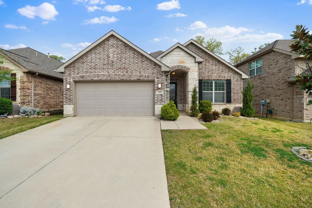 7409 Bishop Pine Road, Denton