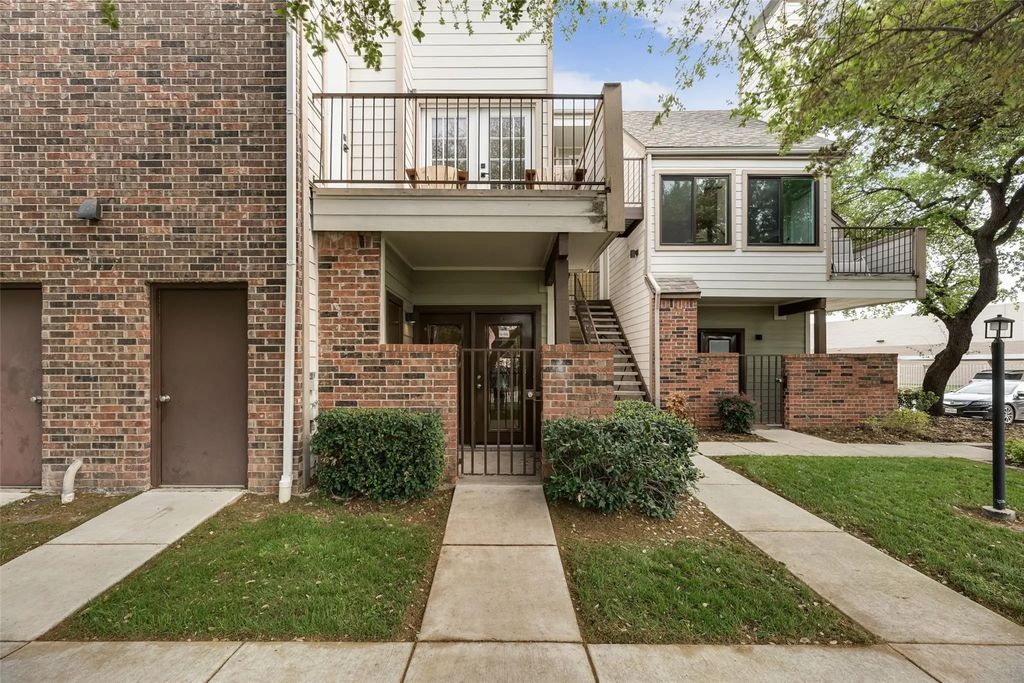 3117 Sondra Drive 101, Fort Worth