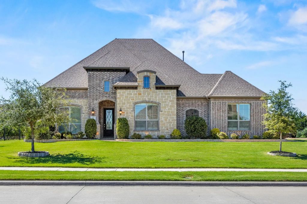 305 Toulouse Lane, Heath