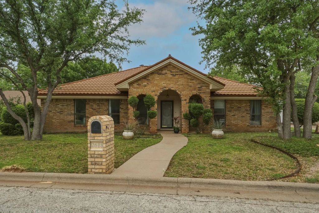 2618 Woodlake Drive, Abilene