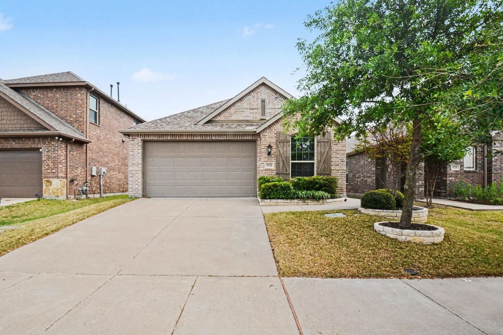 5520 Yarborough Drive, Forney