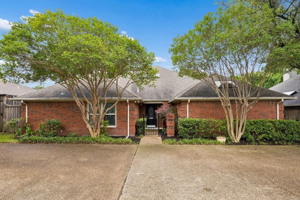 5318 W Mockingbird, Dallas