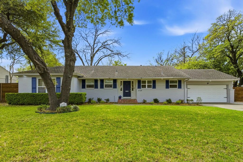 6724 Walnut Hill Lane, Dallas