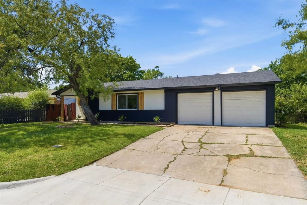 4474 Burke Road, Fort Worth