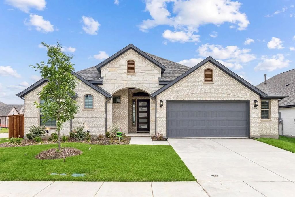 1314 Cascade Lane, Forney