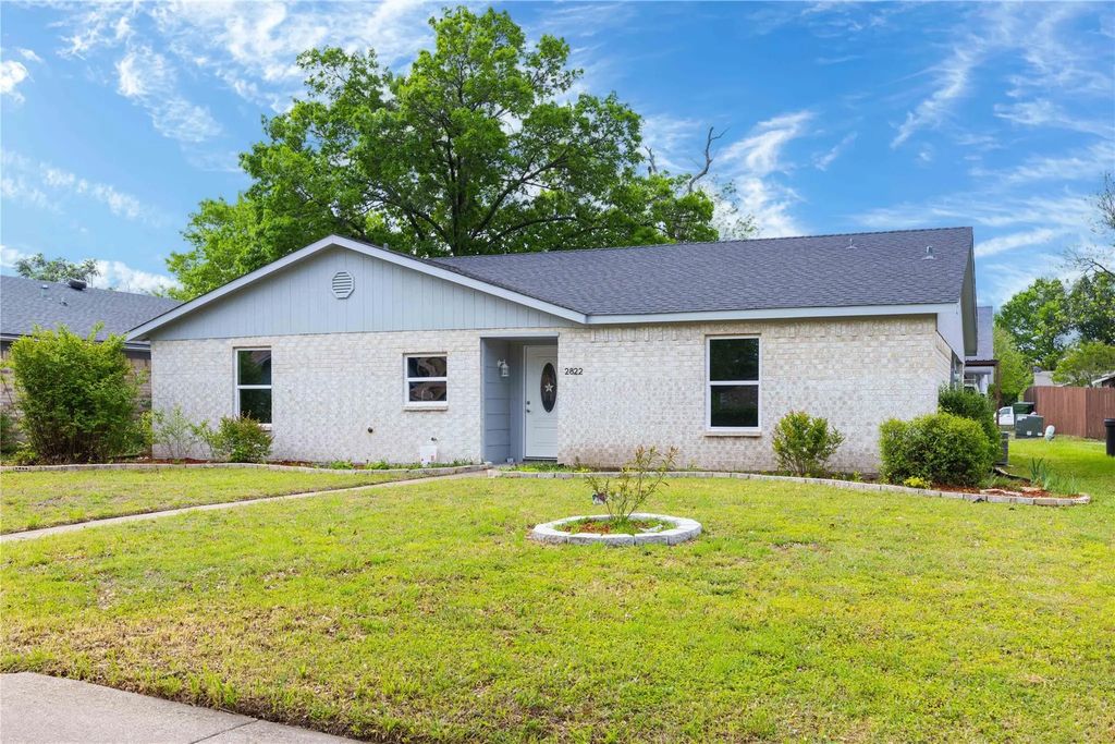 2822 Chariot Lane, Garland