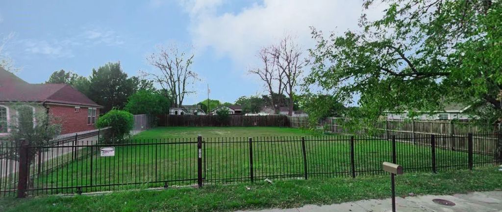 505 S Masters Drive, Dallas