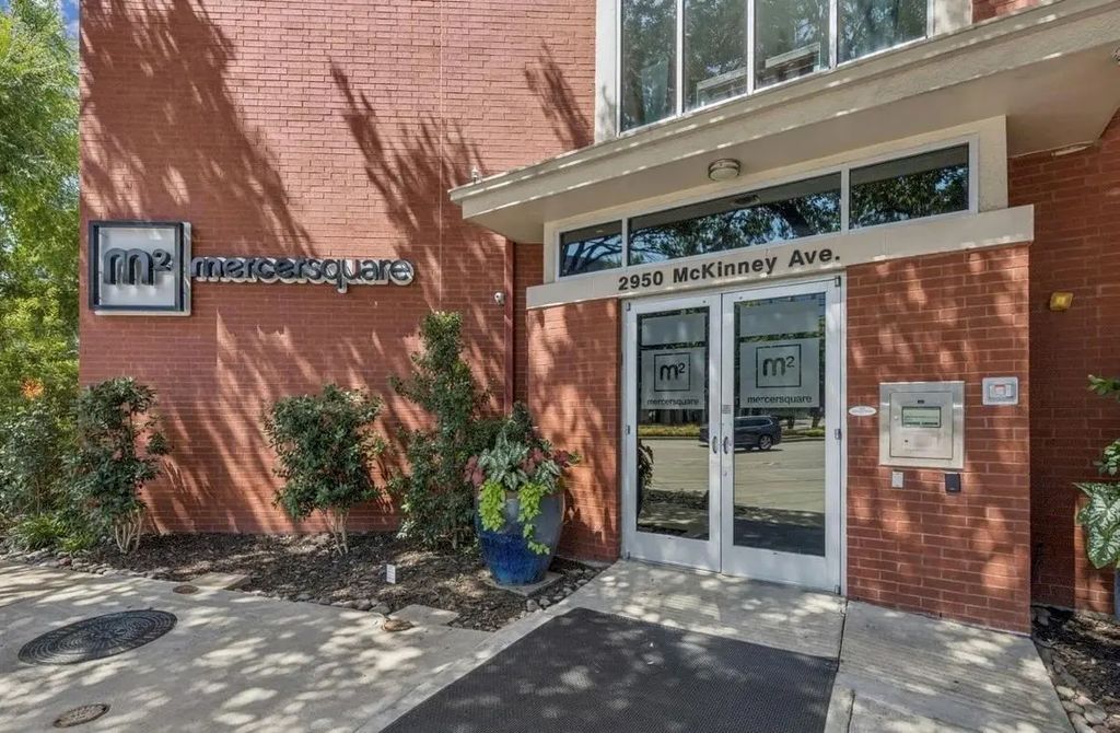 2950 Mckinney Avenue 424, Dallas