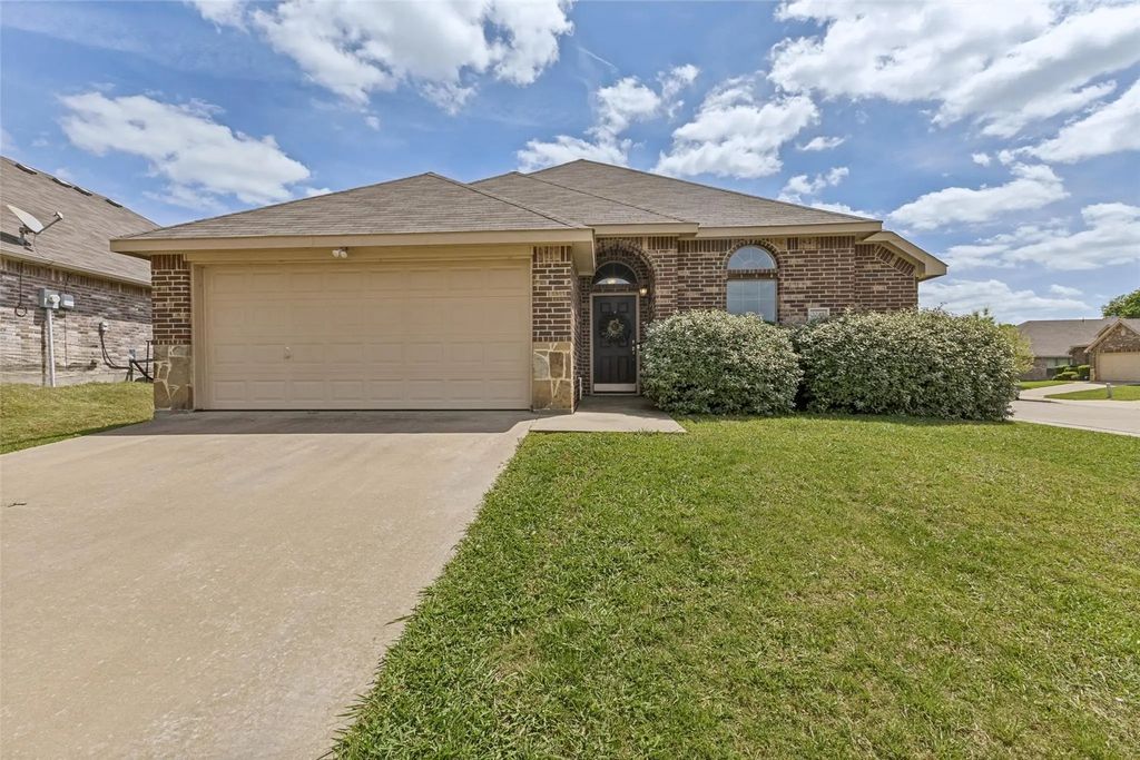 2242 Upcreek Court, Dallas