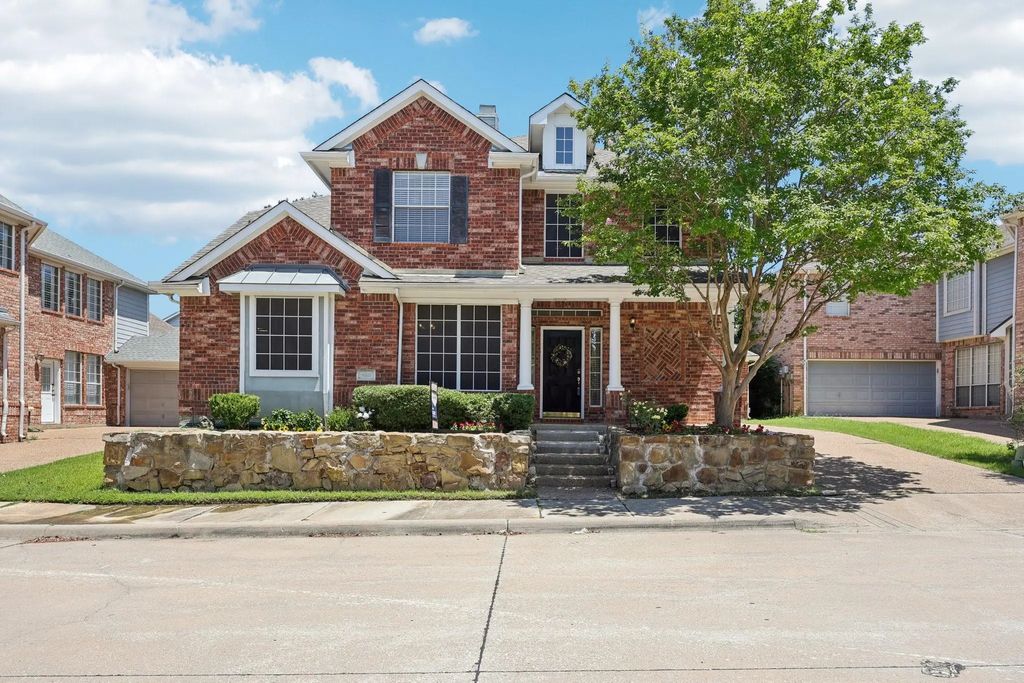 458 Richmond Street, Irving