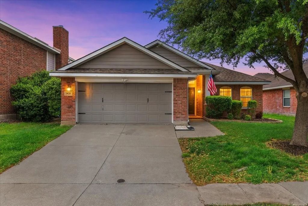 1028 Kimbro Drive, Forney