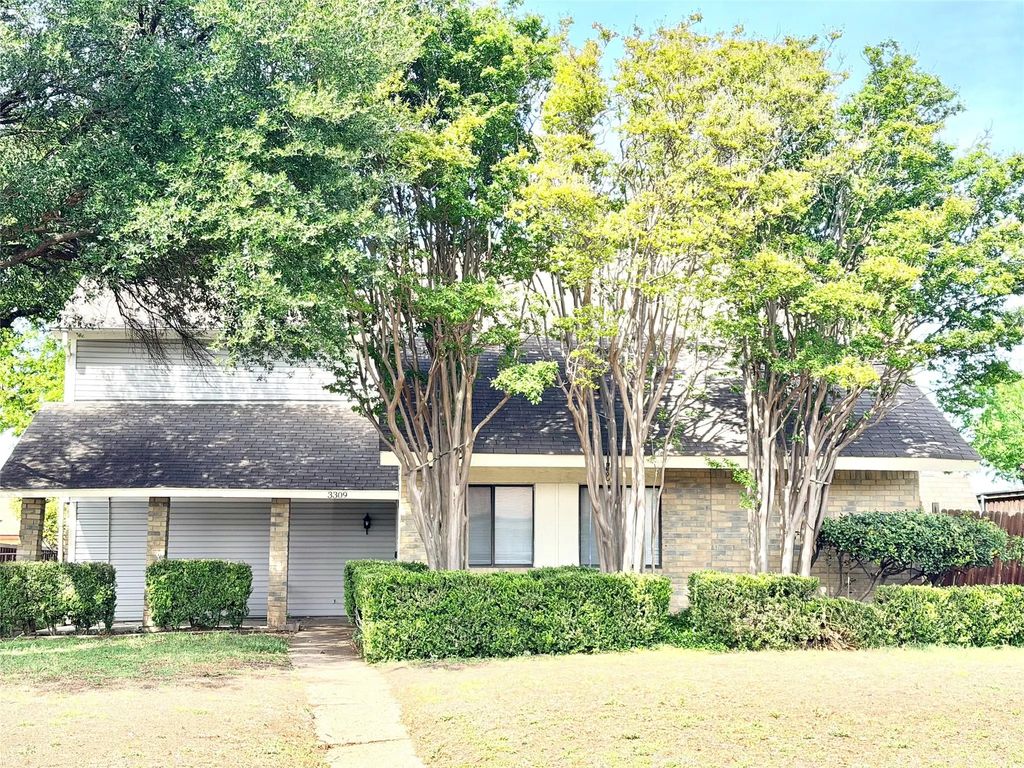 3309 Ivanhoe Lane, Garland
