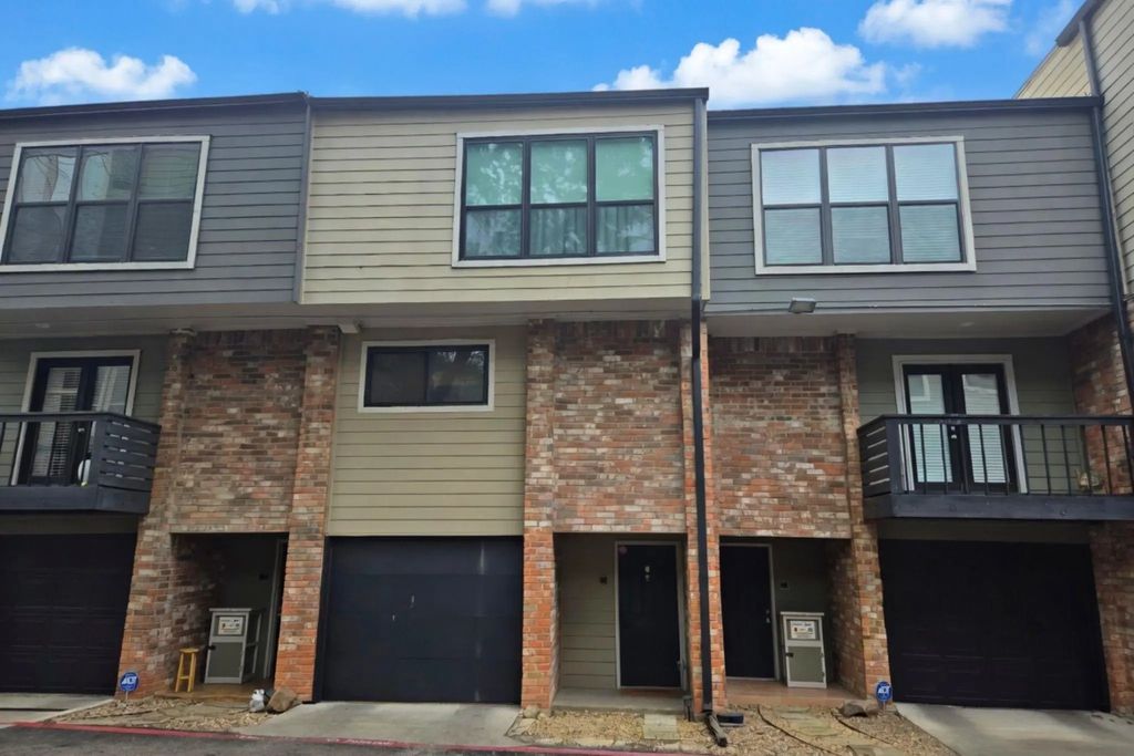 8710 Park Lane C2, Dallas