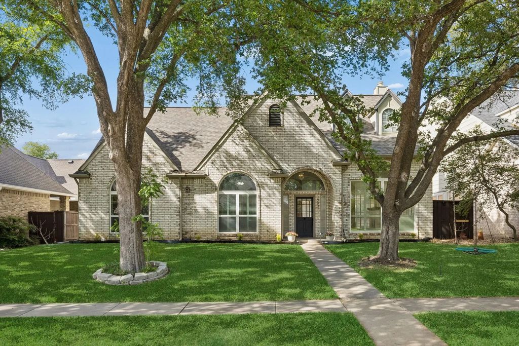 4637 Portrait Lane, Plano
