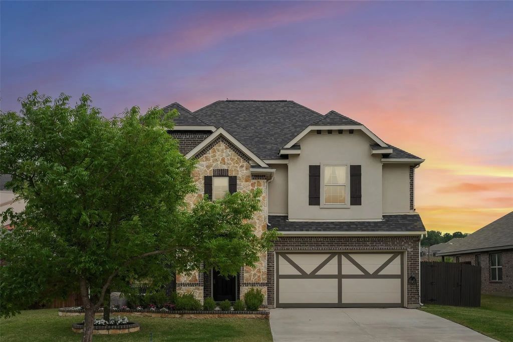 6301 Meandering Creek Drive, Denton