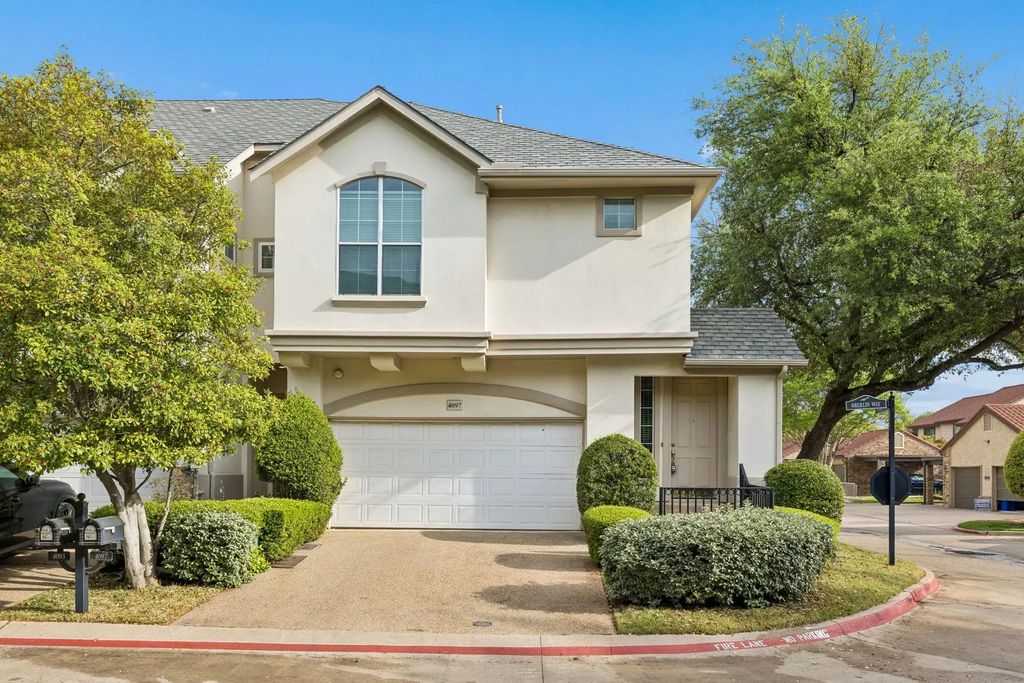 4097 Oberlin Way, Addison