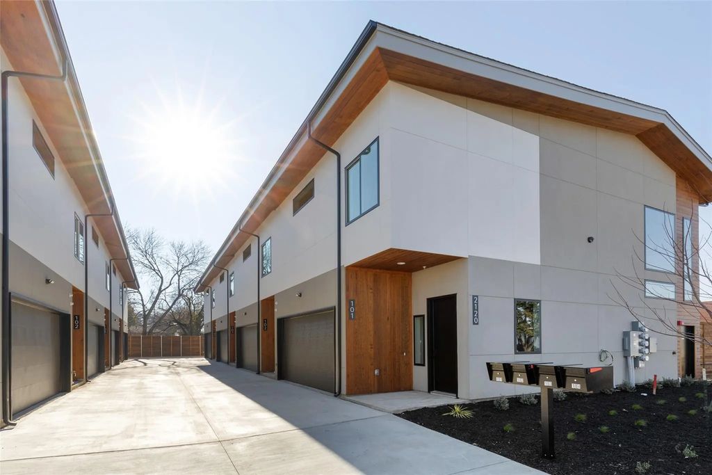 2120 Lovedale Avenue 103, Dallas