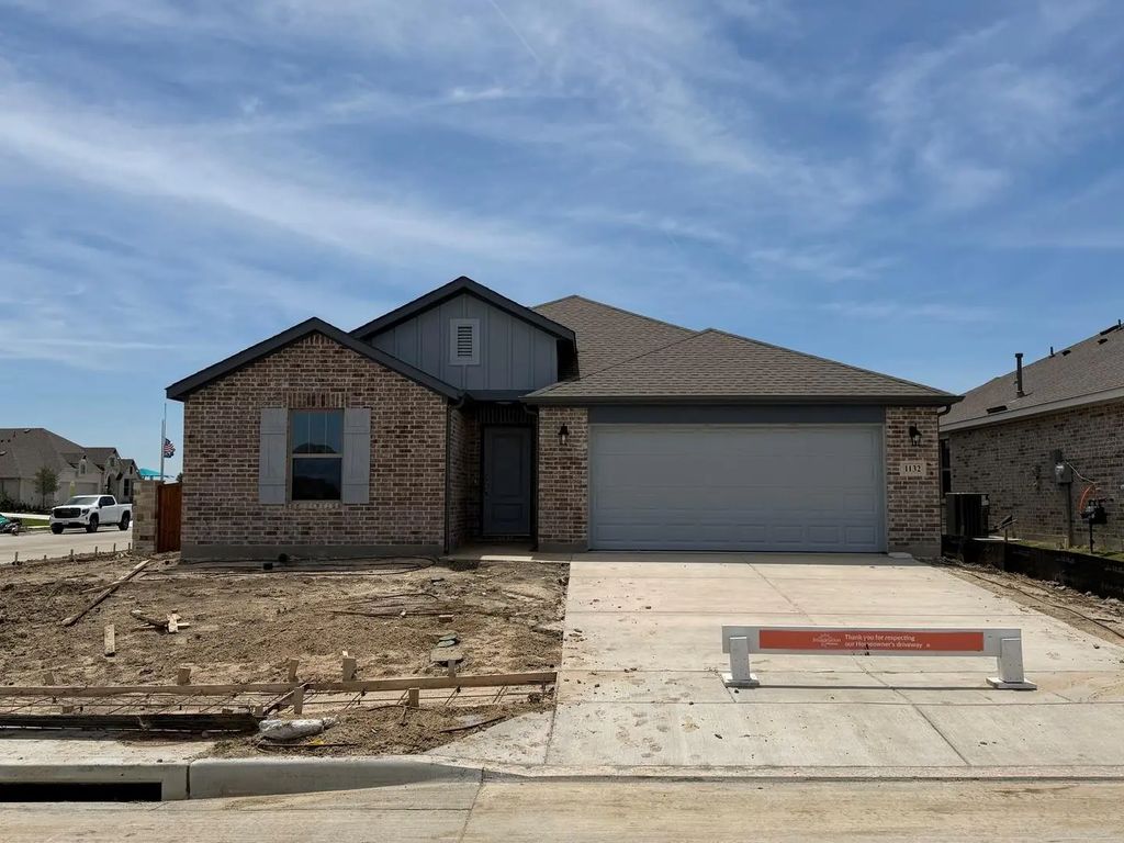1132 Shorthorn Street, Royse City