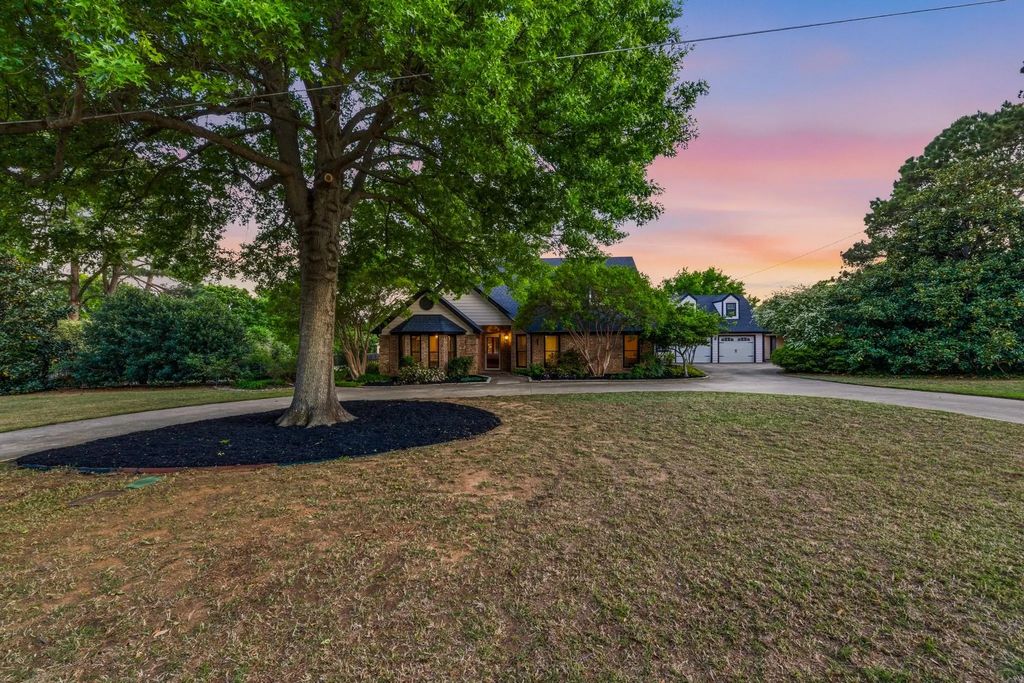 1705 Renfro Road, Colleyville