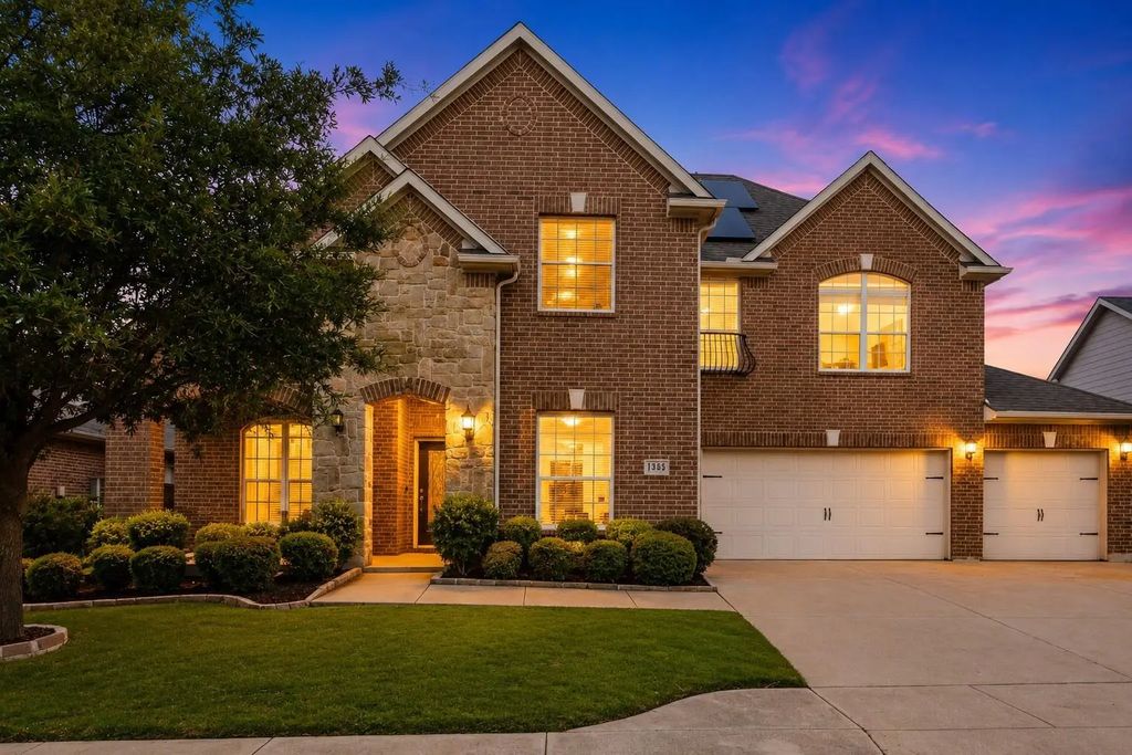 1244 Catherine Lane, Burleson