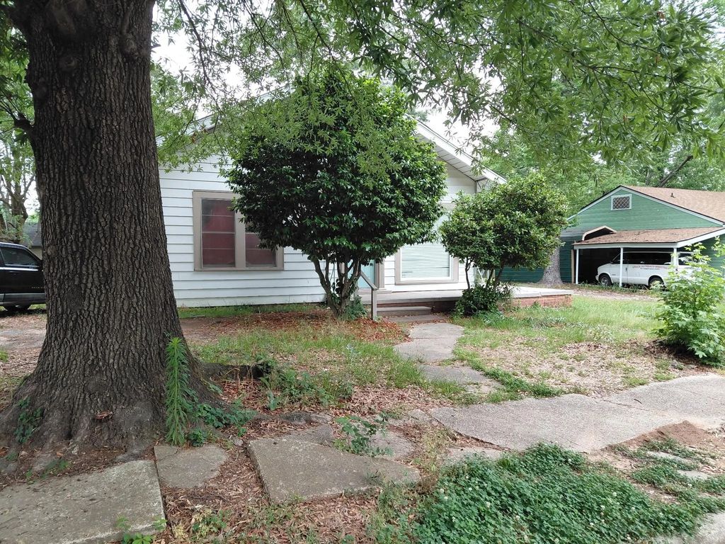860 Evangeline Place, Shreveport