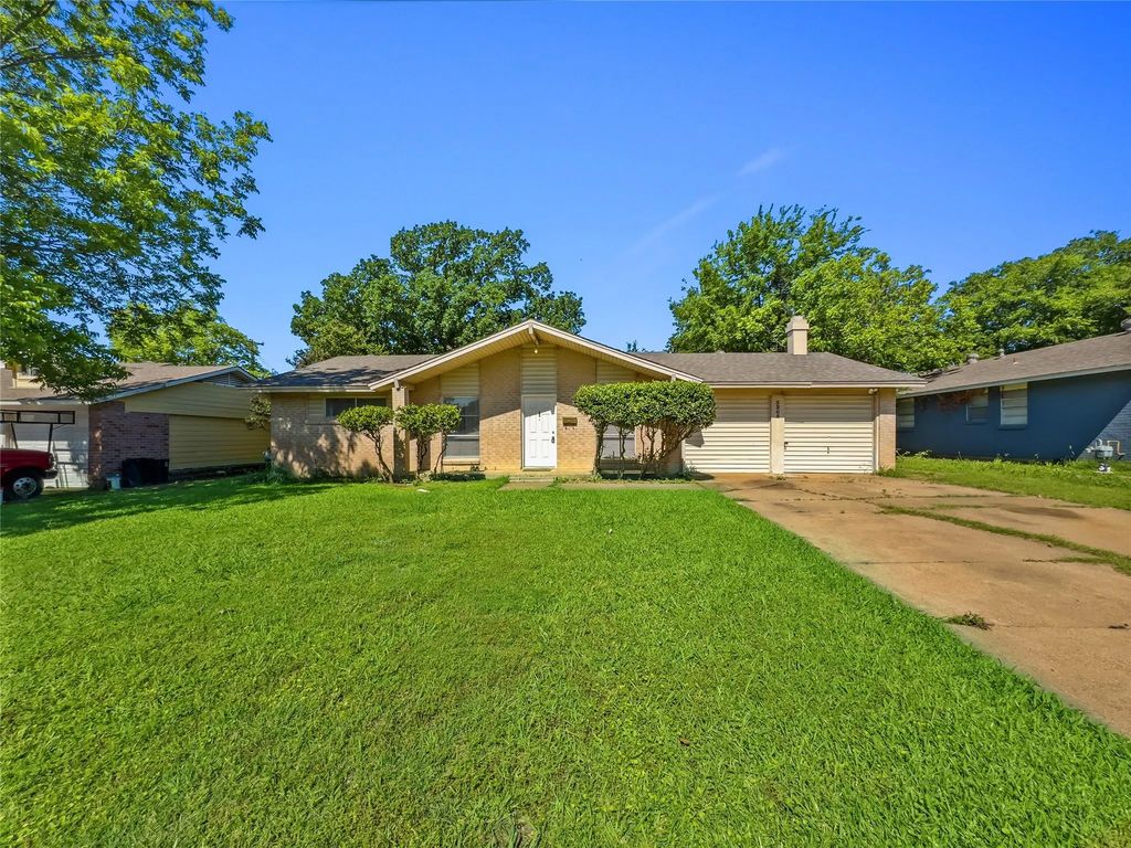 3205 Harvard Street N, Irving