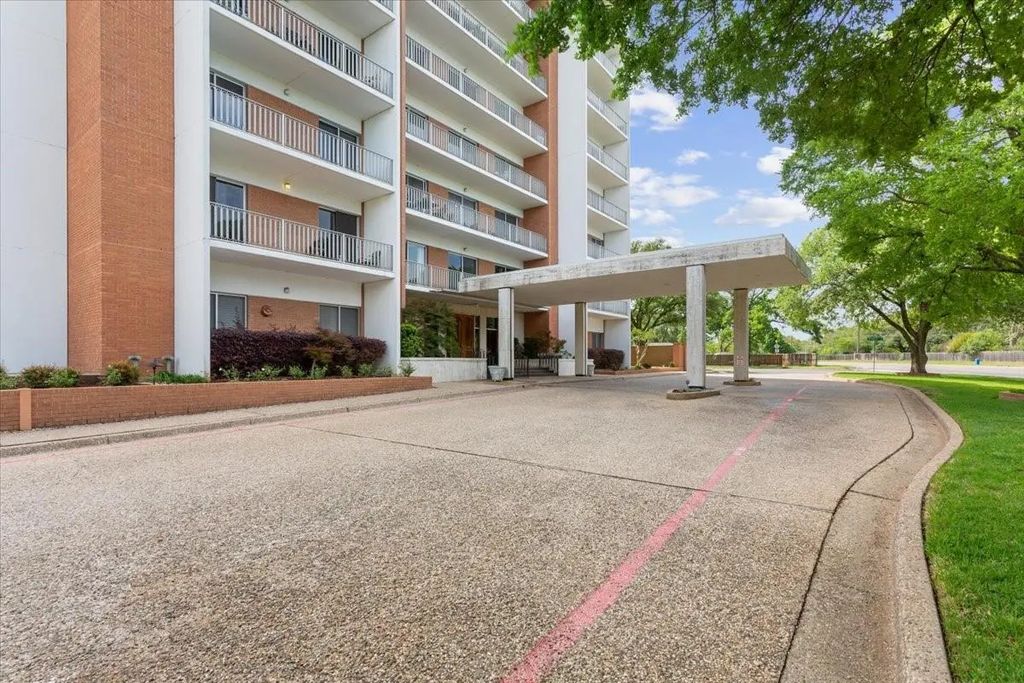 4924 Cobbs 3c, Waco