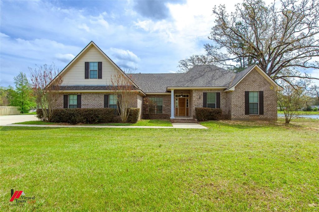 7784 N Lakeshore Drive, Shreveport