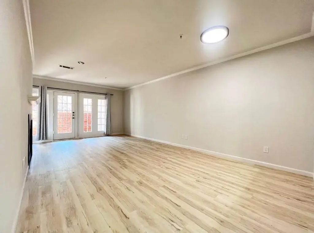 4510 Druid Lane 104, Dallas