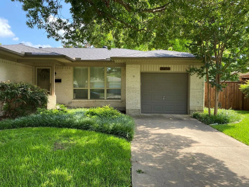 10454 Lanshire Drive, Dallas