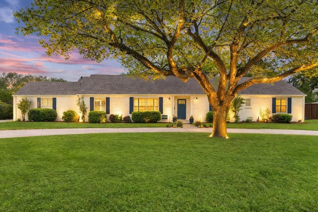 4929 Forest Lane, Dallas