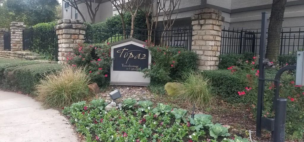 2201 Wolf Street 2206, Dallas