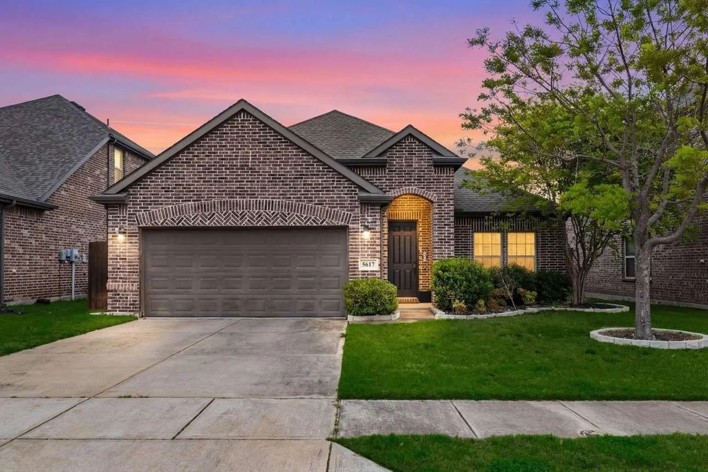 5617 Buffalo Springs Drive, Frisco