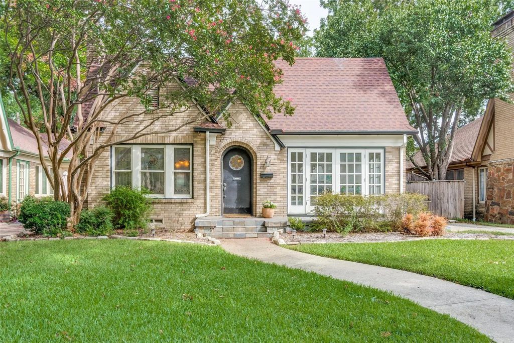 5915 Monticello Avenue, Dallas