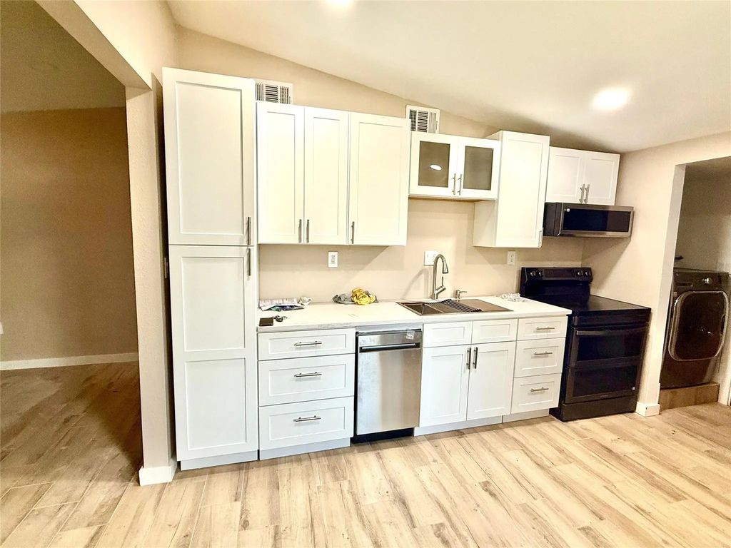 150 Harvard Avenue, Lewisville
