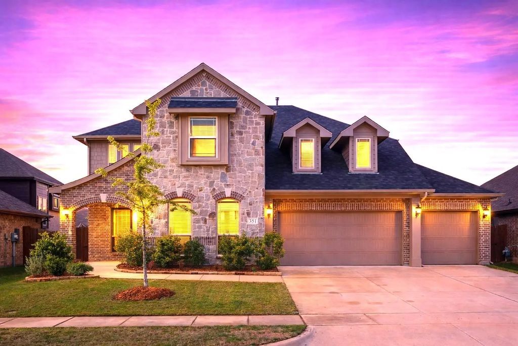 351 Bluewood Drive, Fate