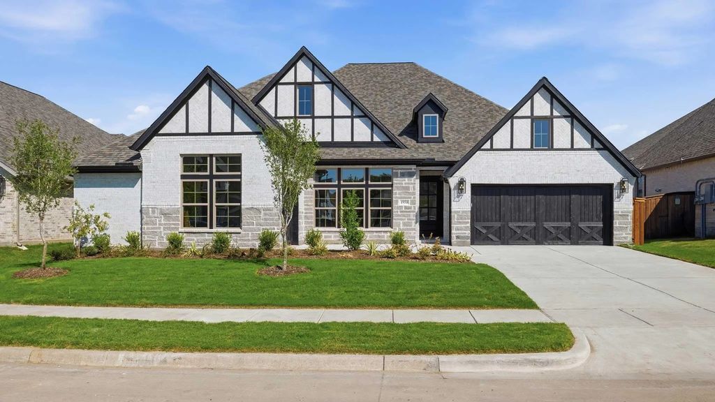 1950 Benedetto Way, McLendon Chisholm