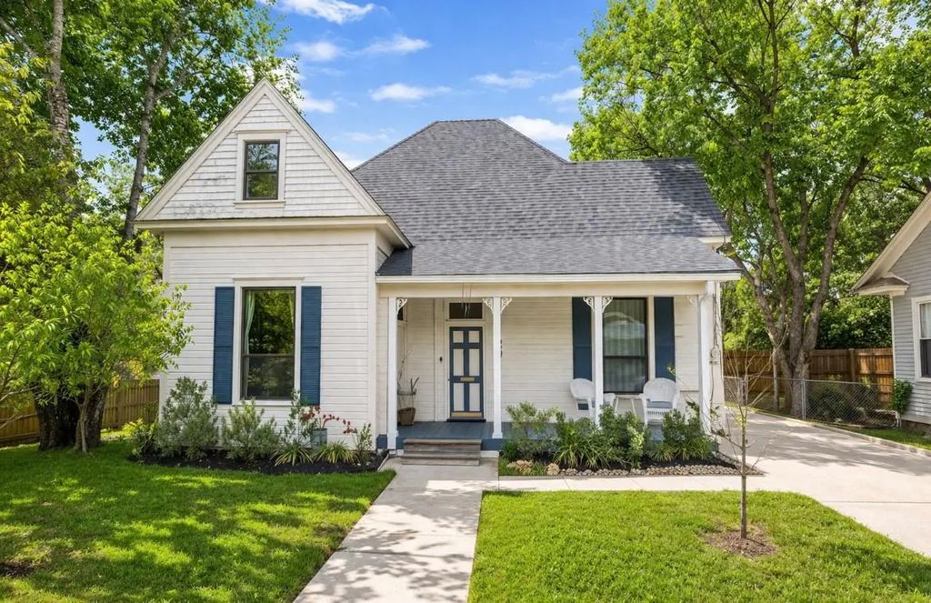 309 E Franklin Street, Hillsboro