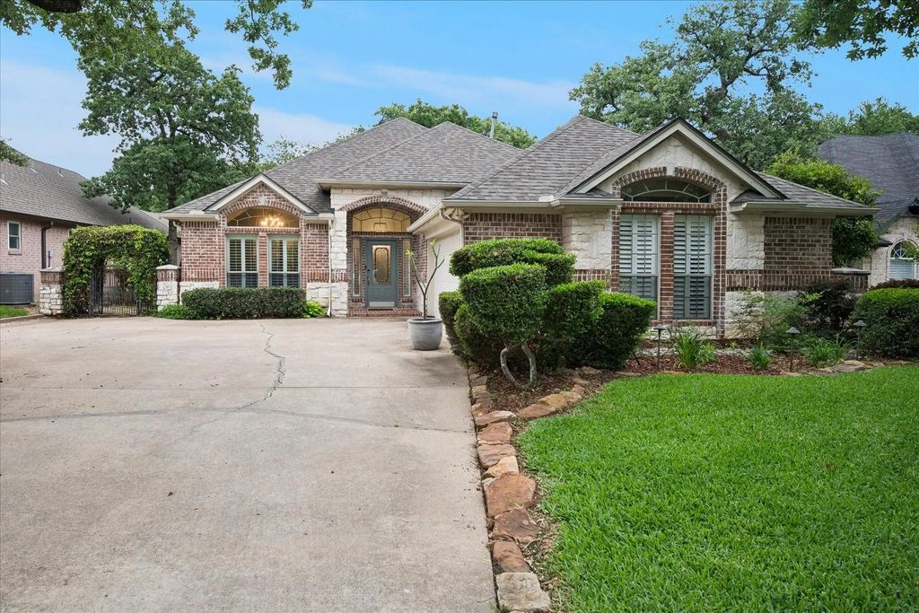 1403 Briar Meadow Drive, Keller