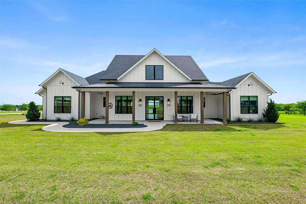 8708 Freeman Road, Sanger