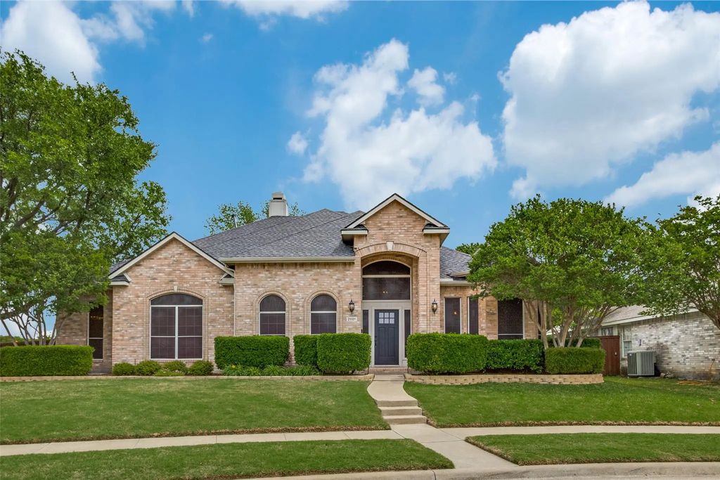 2901 Brittany Lane, McKinney