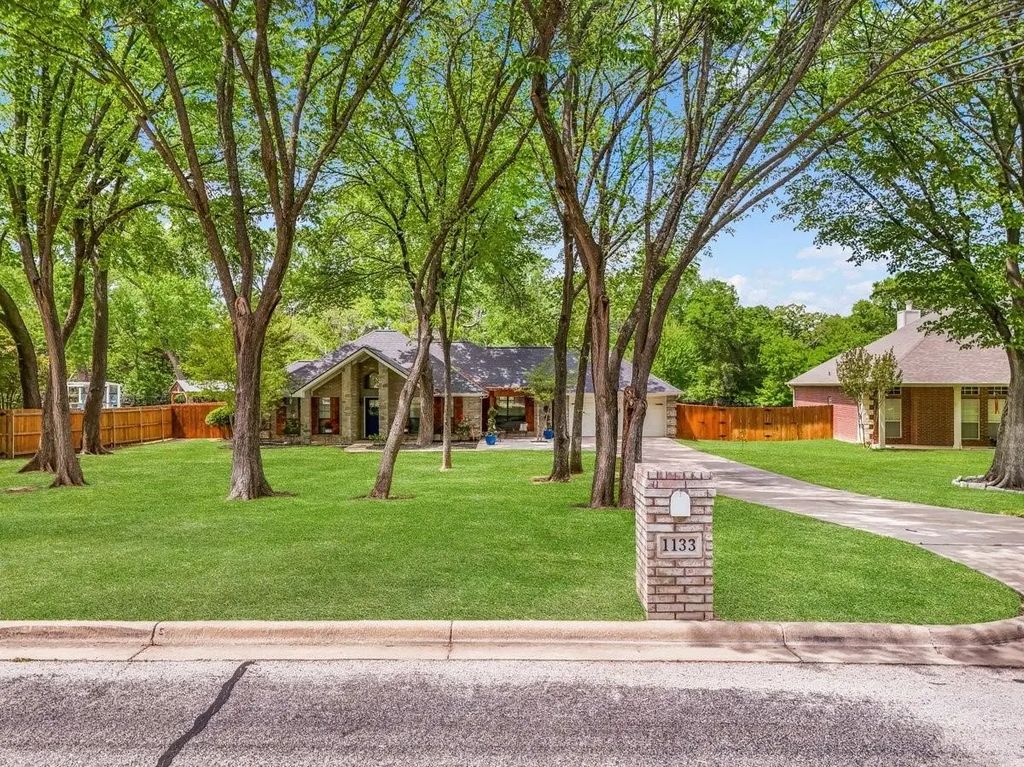 1133 Timber Creek Drive, Weatherford