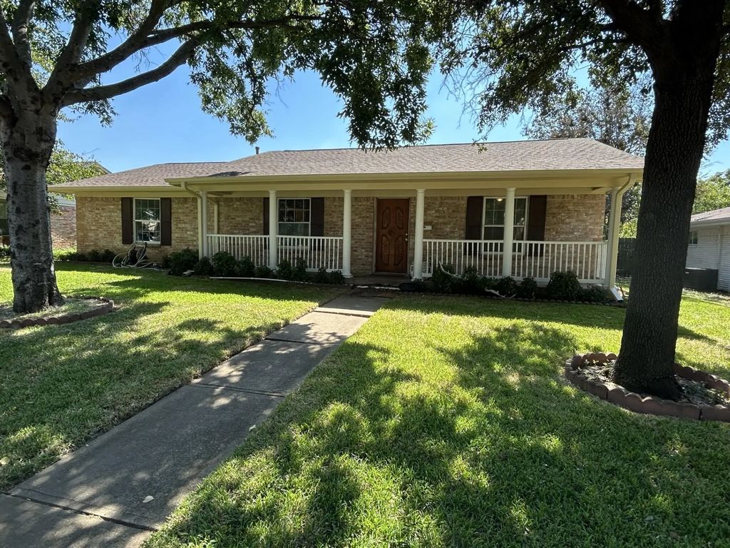 4122 W Rochelle Road, Irving