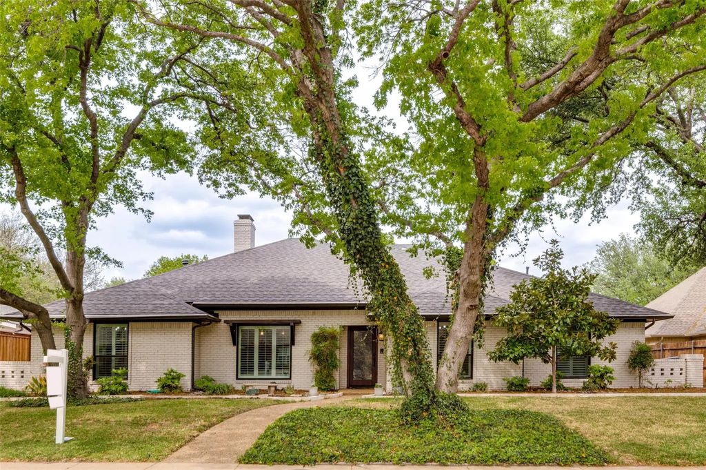 4207 High Star Lane, Dallas