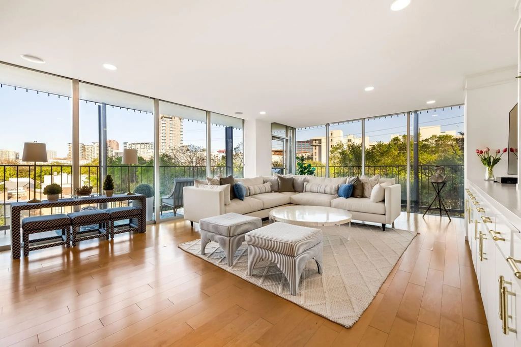 3310 Fairmount Street 6d, Dallas