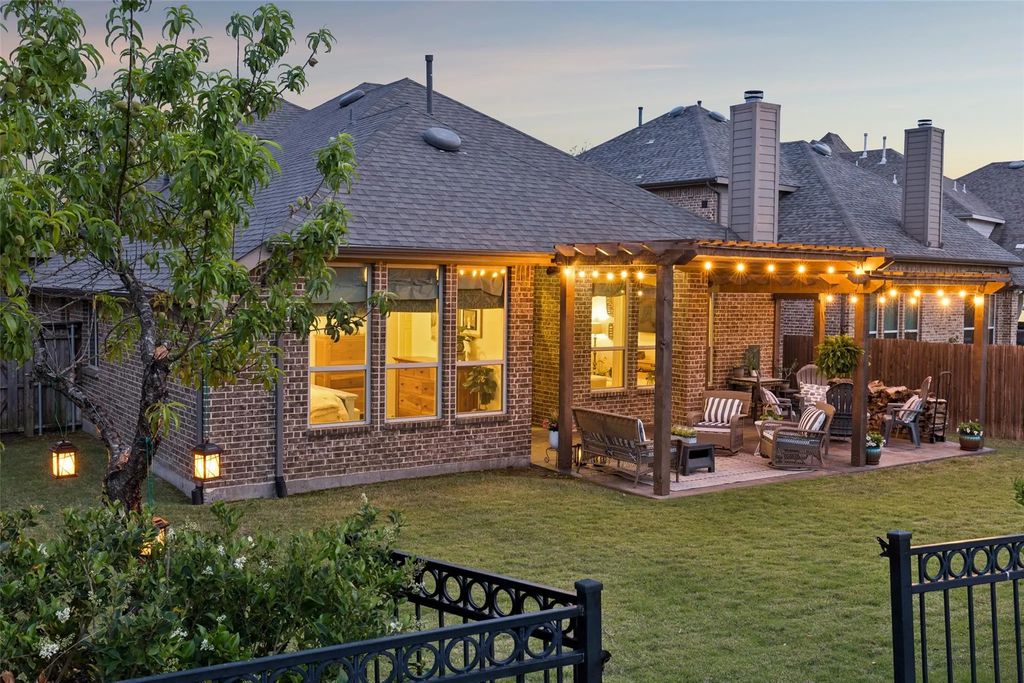 1046 Finsbury Lane, Forney