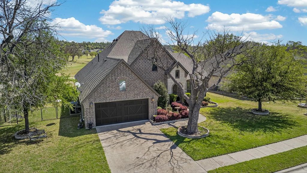 1108 Burkburnett Drive, Weatherford