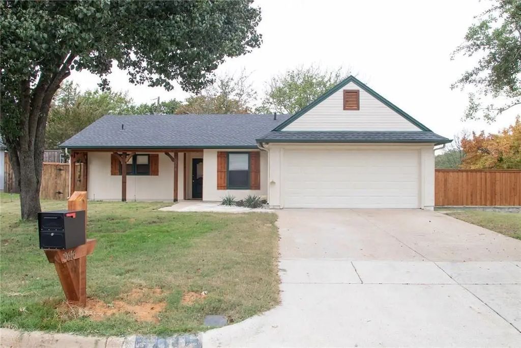 3616 Sandhurst Drive, Arlington